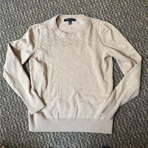 🧶 Banana Republic Women's Cream Crewneck Knit Sweater